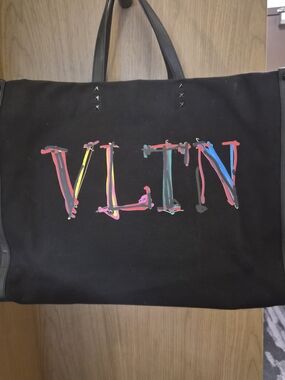 Valentino Garavani - Large Authentic VLTN Black Tote w Dustcover/ Original Tags
